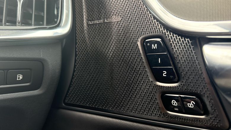 Volvo V90 2.0 T6 [350] PHEV Plus Dark 5dr AWD Auto Estate